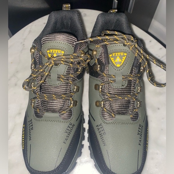 Yitu Fashion Hiking Boots - Picture 3 of 7